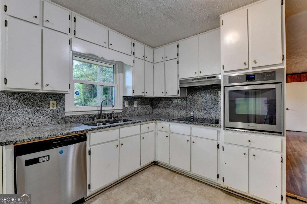 1138 Woodland Circle Lawrenceville - Photo 7