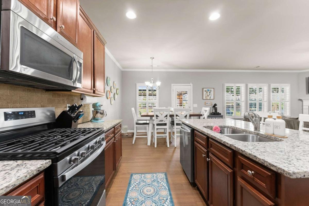 4510 Hidden Creek Drive Gainesville - Photo 7