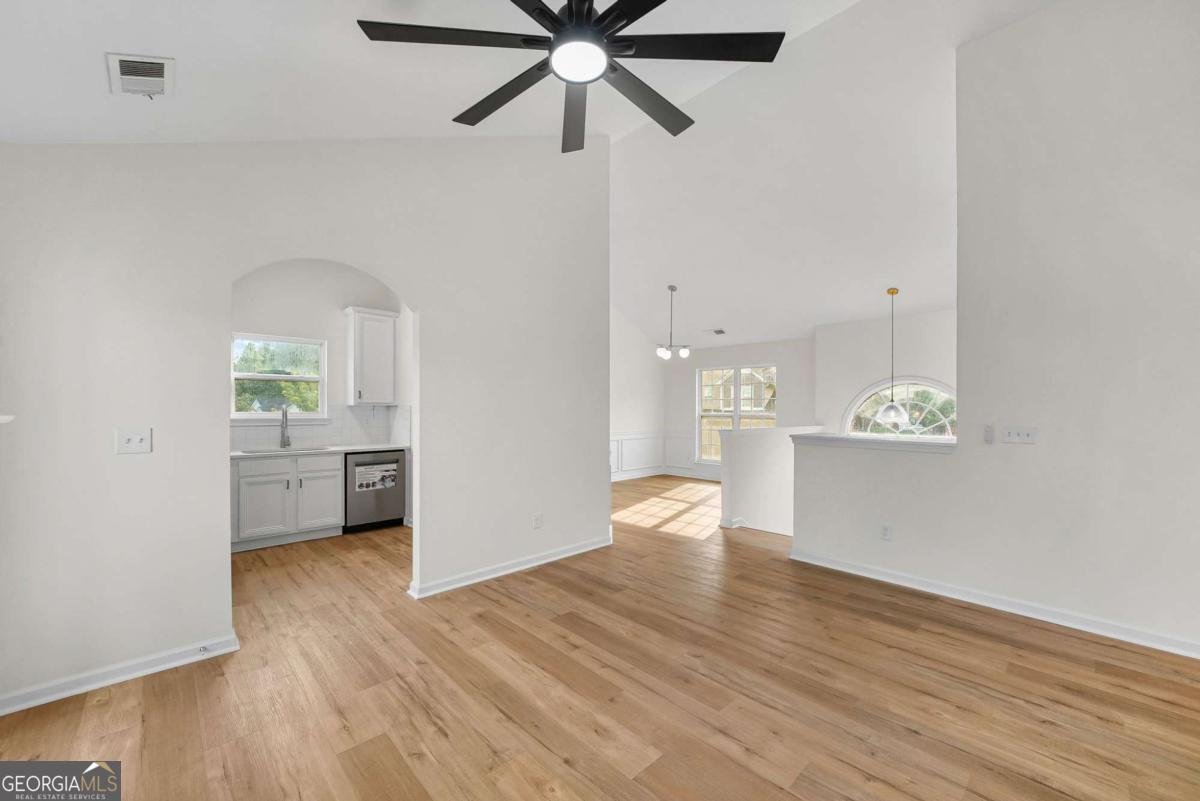 4935 Buckeye Place Atlanta - Photo 9