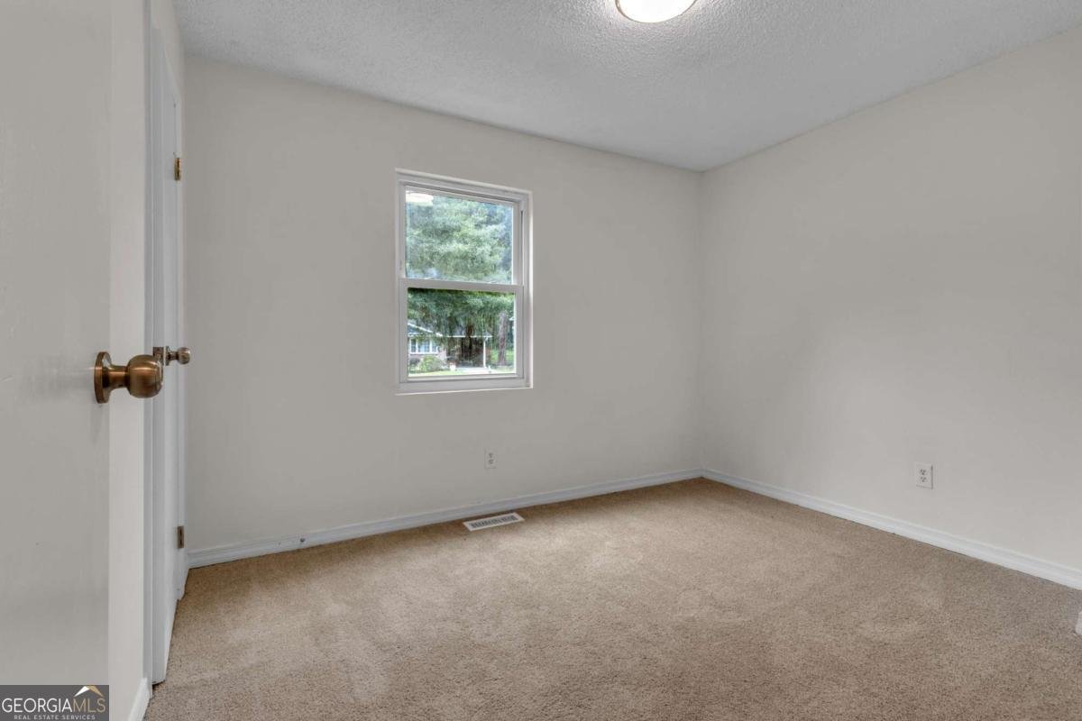 170 Peachtree Court Riverdale - Photo 7