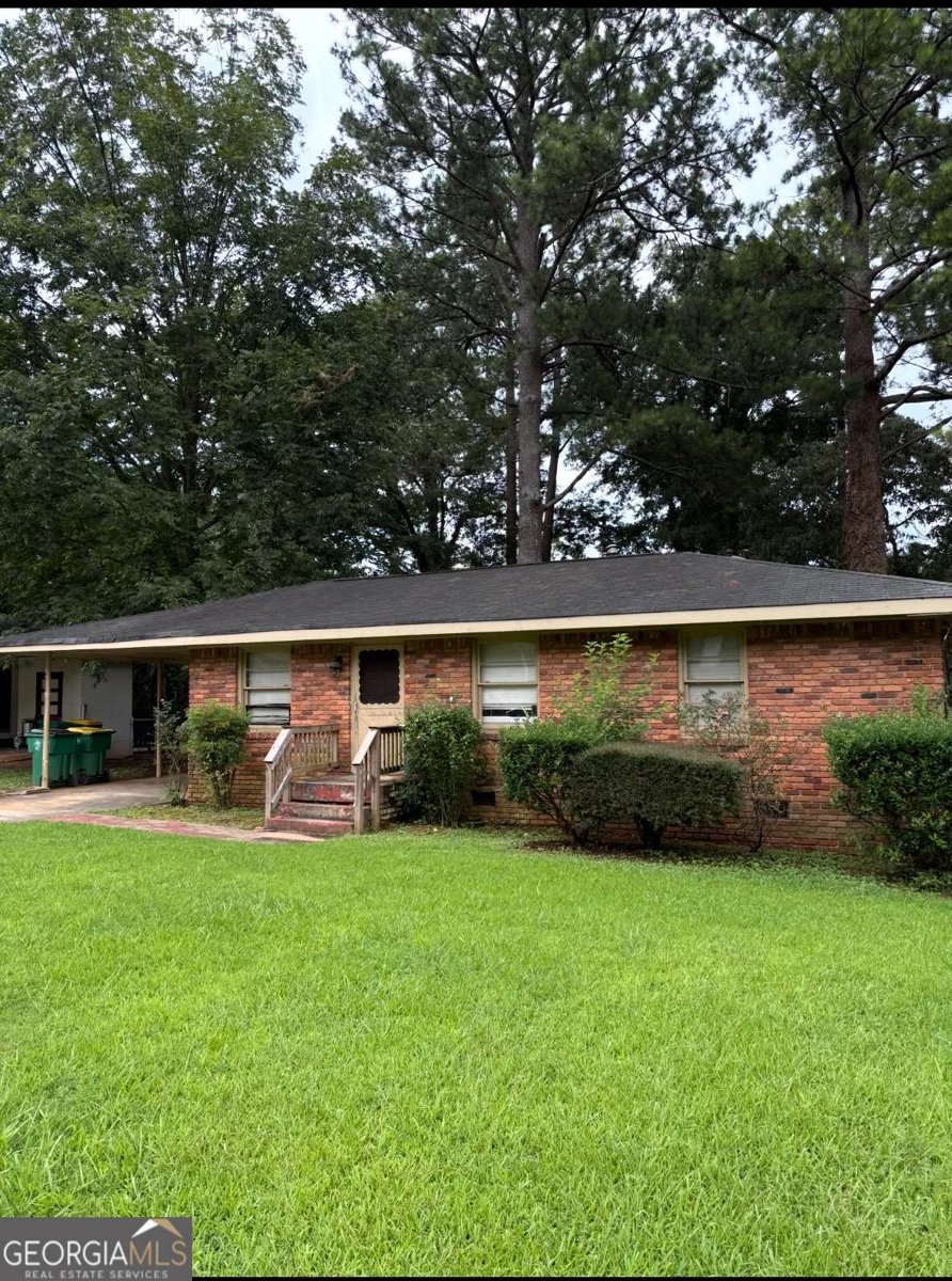 1147 Evelyn Drive Forest Park - main photo
