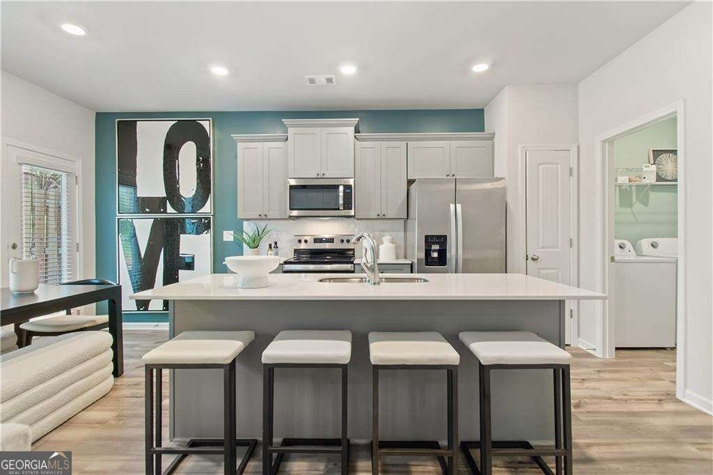 659 Treasure Drive Stockbridge - Photo 11