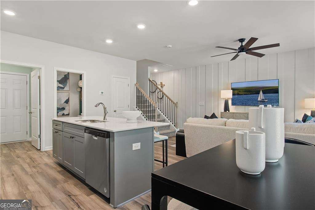 659 Treasure Drive Stockbridge - Photo 13