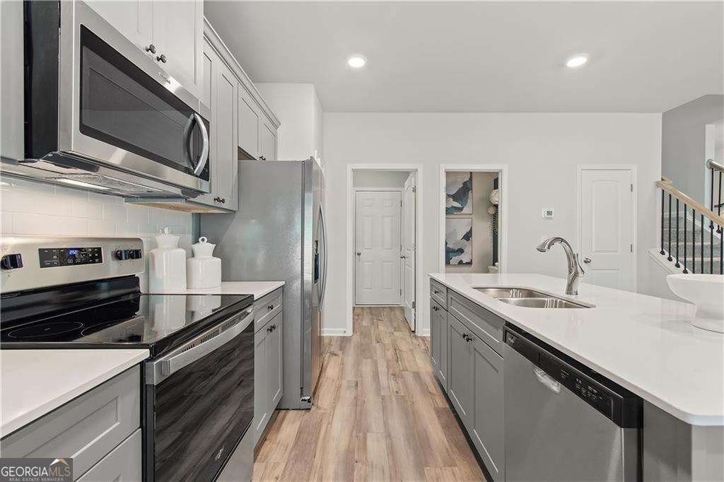 659 Treasure Drive Stockbridge - Photo 14