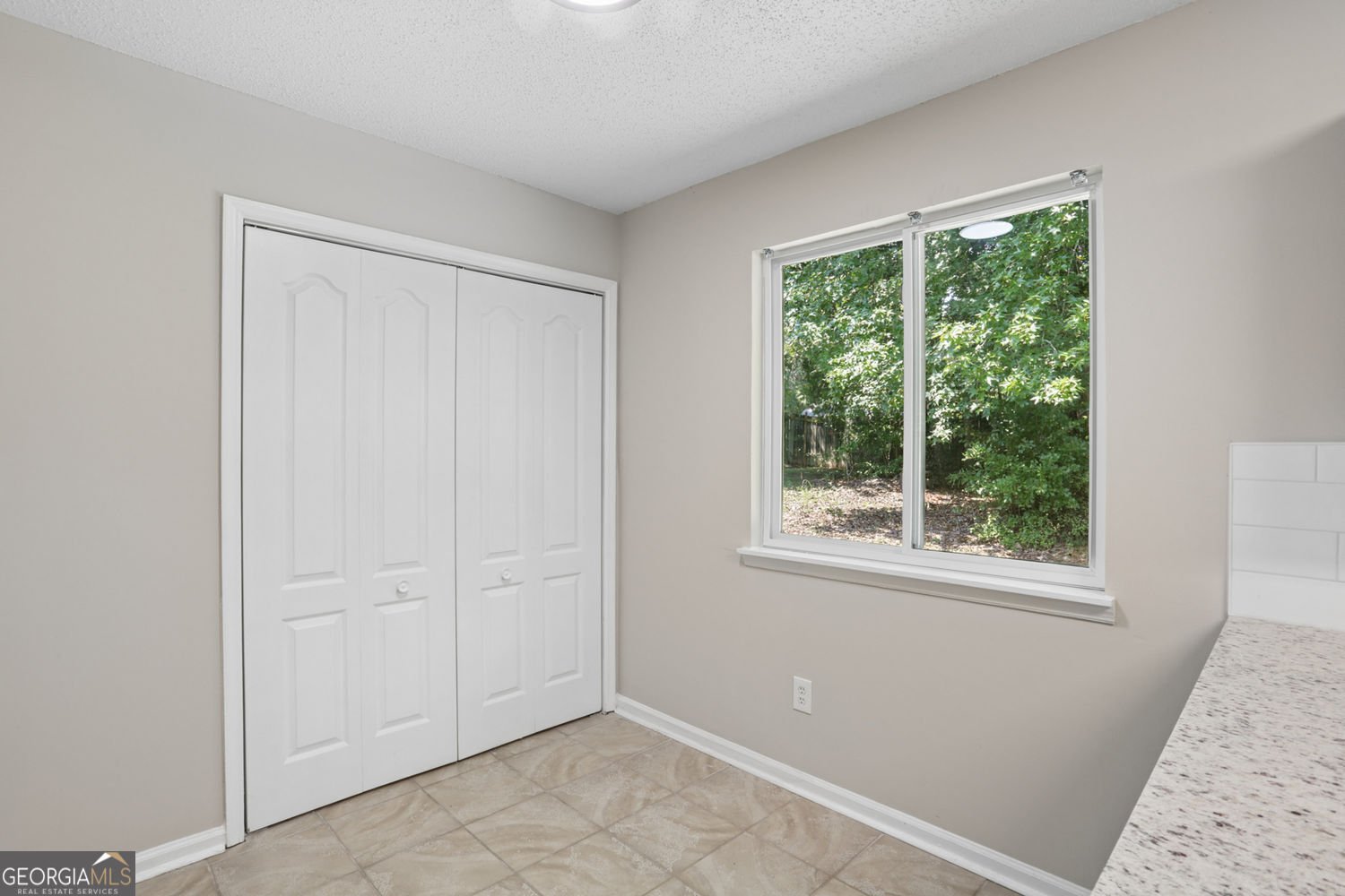 1050 Chapman Circle stone mountain - Photo 19
