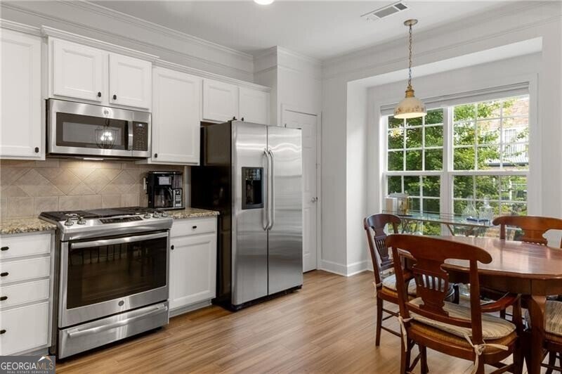 2294 Limehurst Drive Atlanta - Photo 12