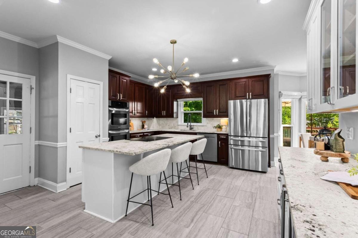 8325 Riverbirch Drive Roswell - Photo 10