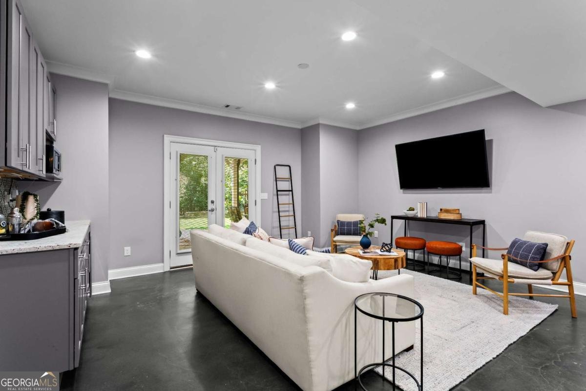 8325 Riverbirch Drive Roswell - Photo 25