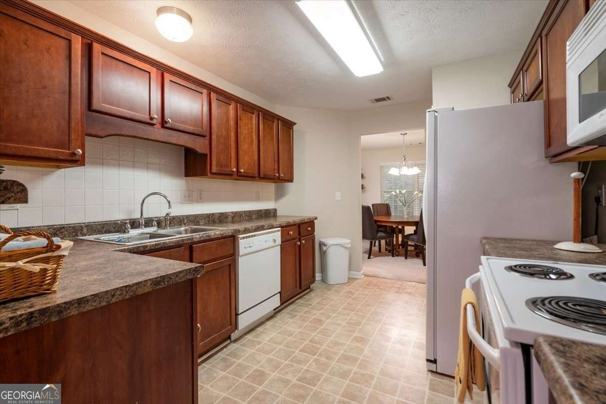 413 Tori Drive Winder - Photo 11