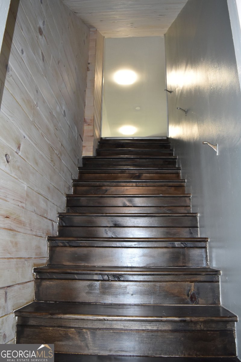 224 Oak Fort Valley - Photo 11