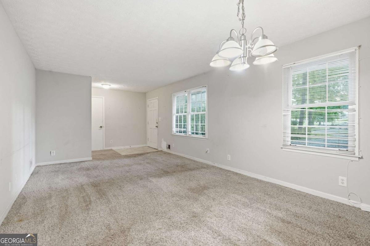 328 Fayette Villa Court Fayetteville - Photo 11