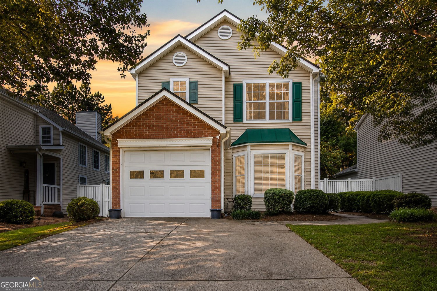 13372 Harpley Court Alpharetta - main photo