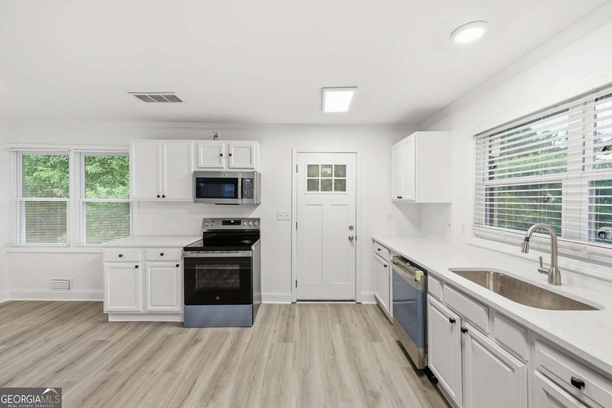 111 Victor Circle Atlanta - Photo 16
