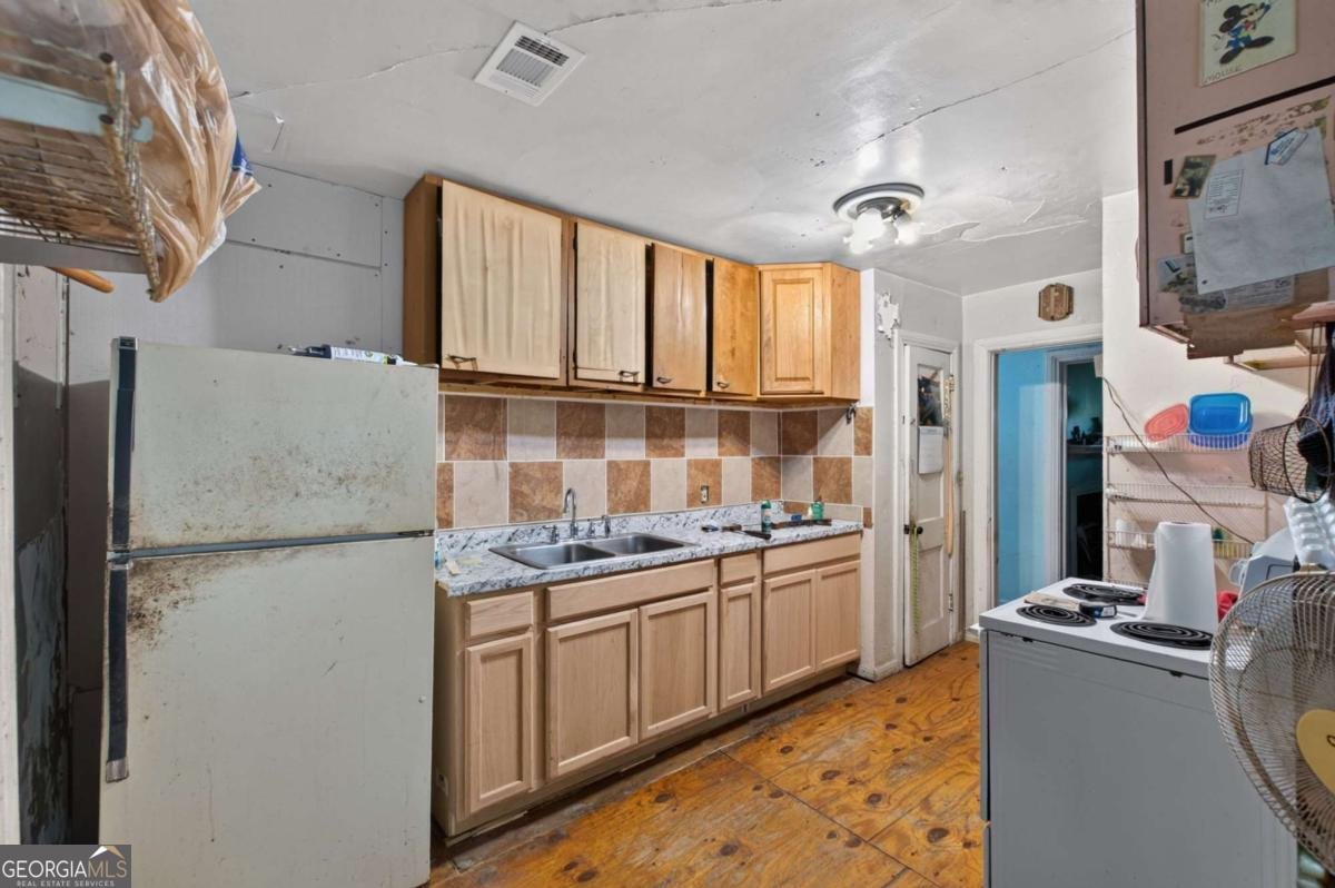 612 Cofield Drive Hapeville - Photo 20