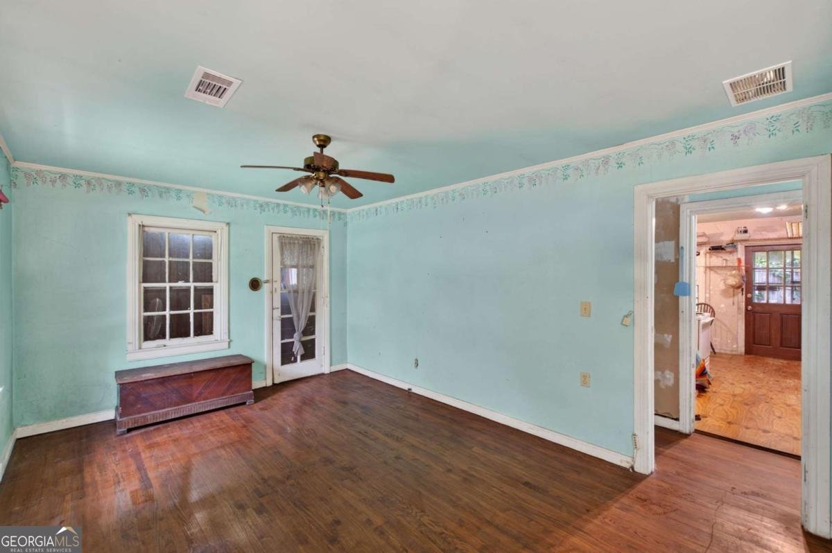 612 Cofield Drive Hapeville - Photo 6