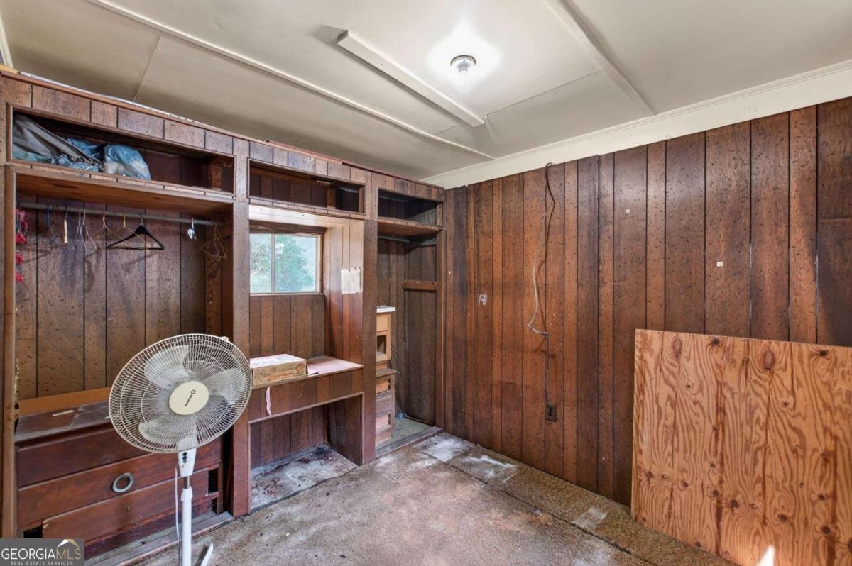 612 Cofield Drive Hapeville - Photo 9