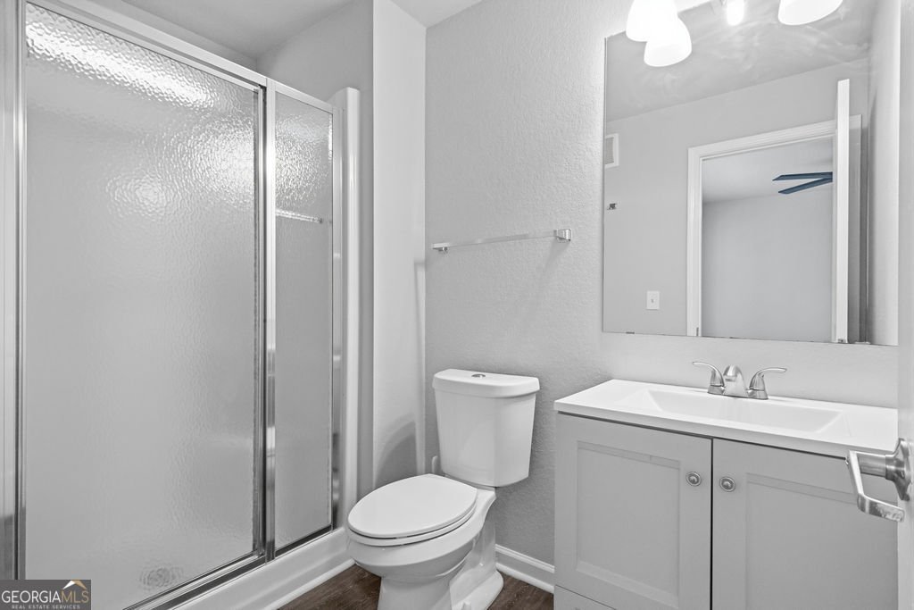 211 Avenue Athens - Photo 13