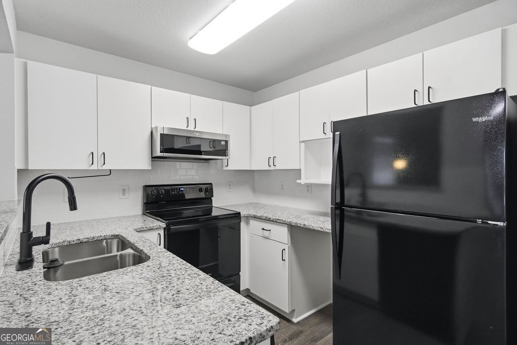 211 Avenue Athens - Photo 7