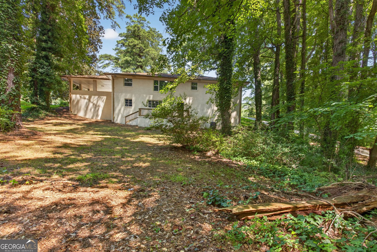 2418 Meadow Lark Drive East Point - Photo 6