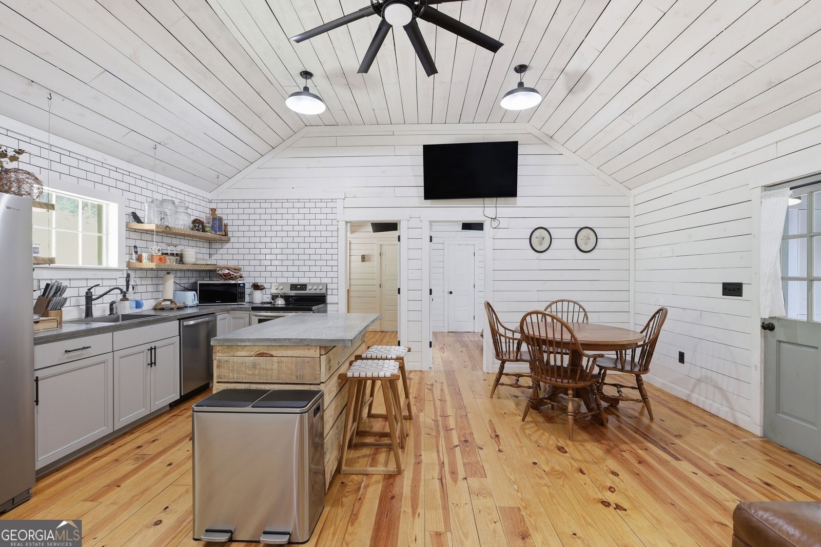 121 Waterfalls Way Clarkesville - Photo 11