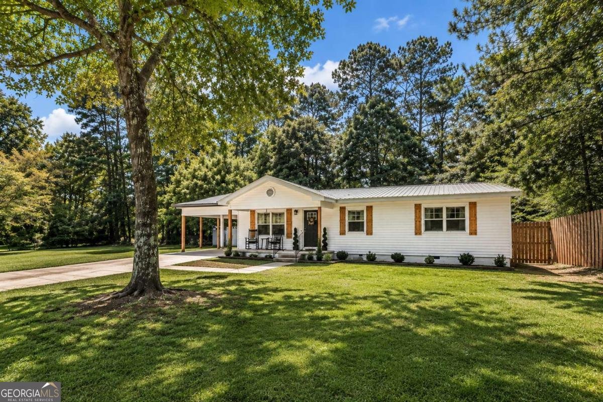410 Coleman Drive Statham - main photo