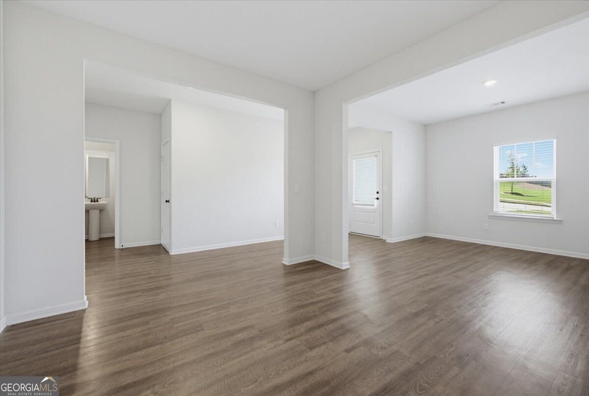 446 Samara Court Fairburn - Photo 10