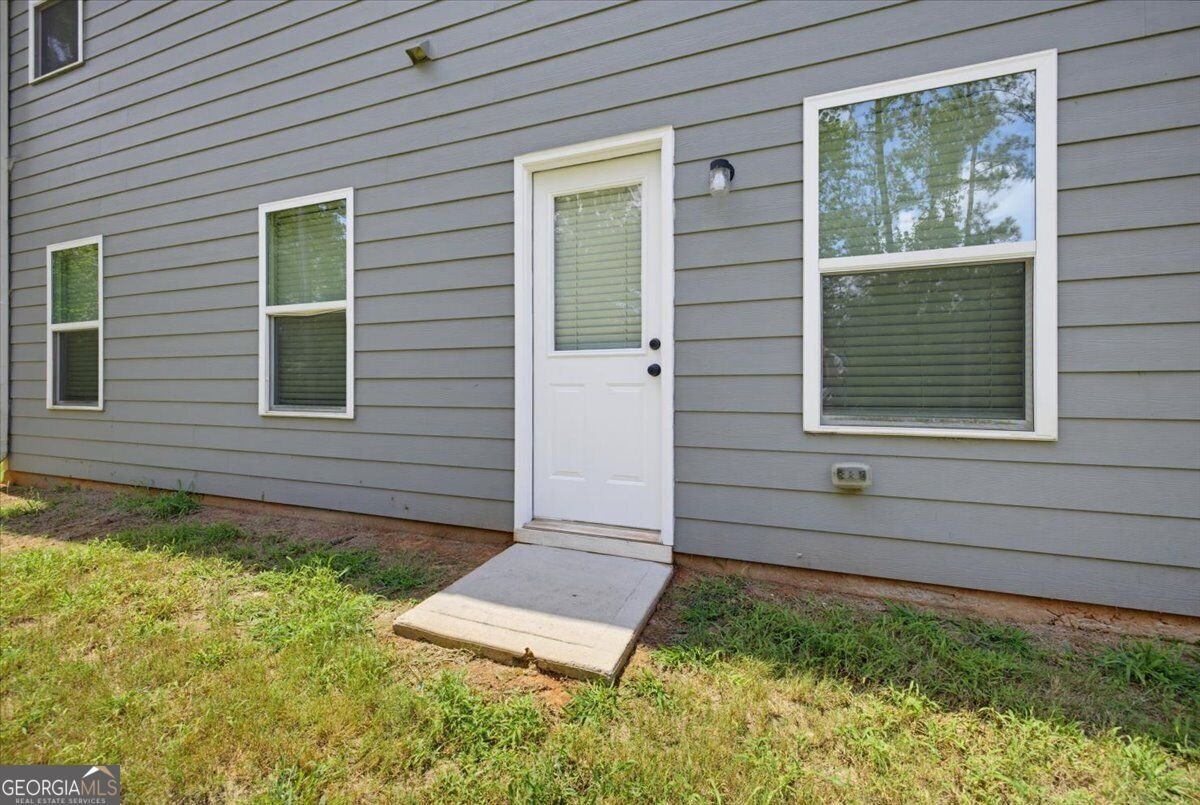 446 Samara Court Fairburn - Photo 36