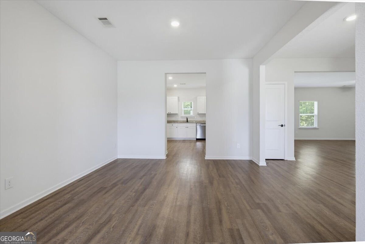 446 Samara Court Fairburn - Photo 9