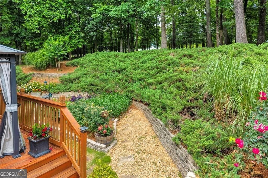 5724 Newberry Point Drive Flowery Branch - Photo 42