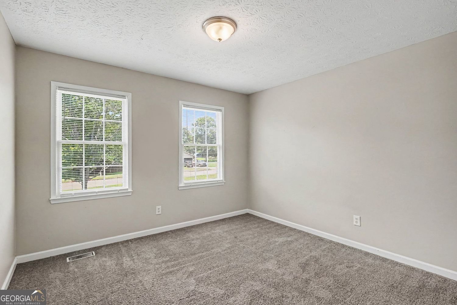 125 Beacon Drive Fayetteville - Photo 8