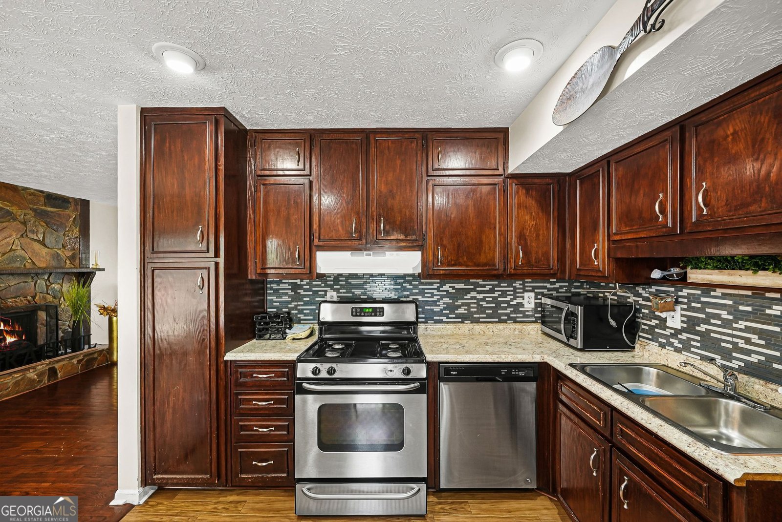 946 Fox Chase Riverdale - Photo 7