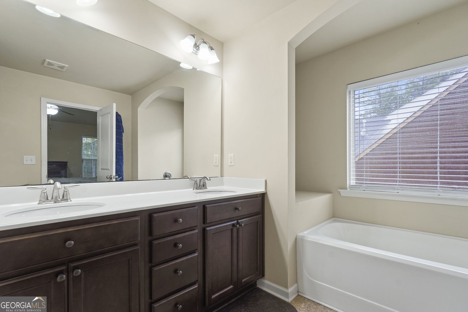 5037 Saphire Court Douglasville - Photo 24