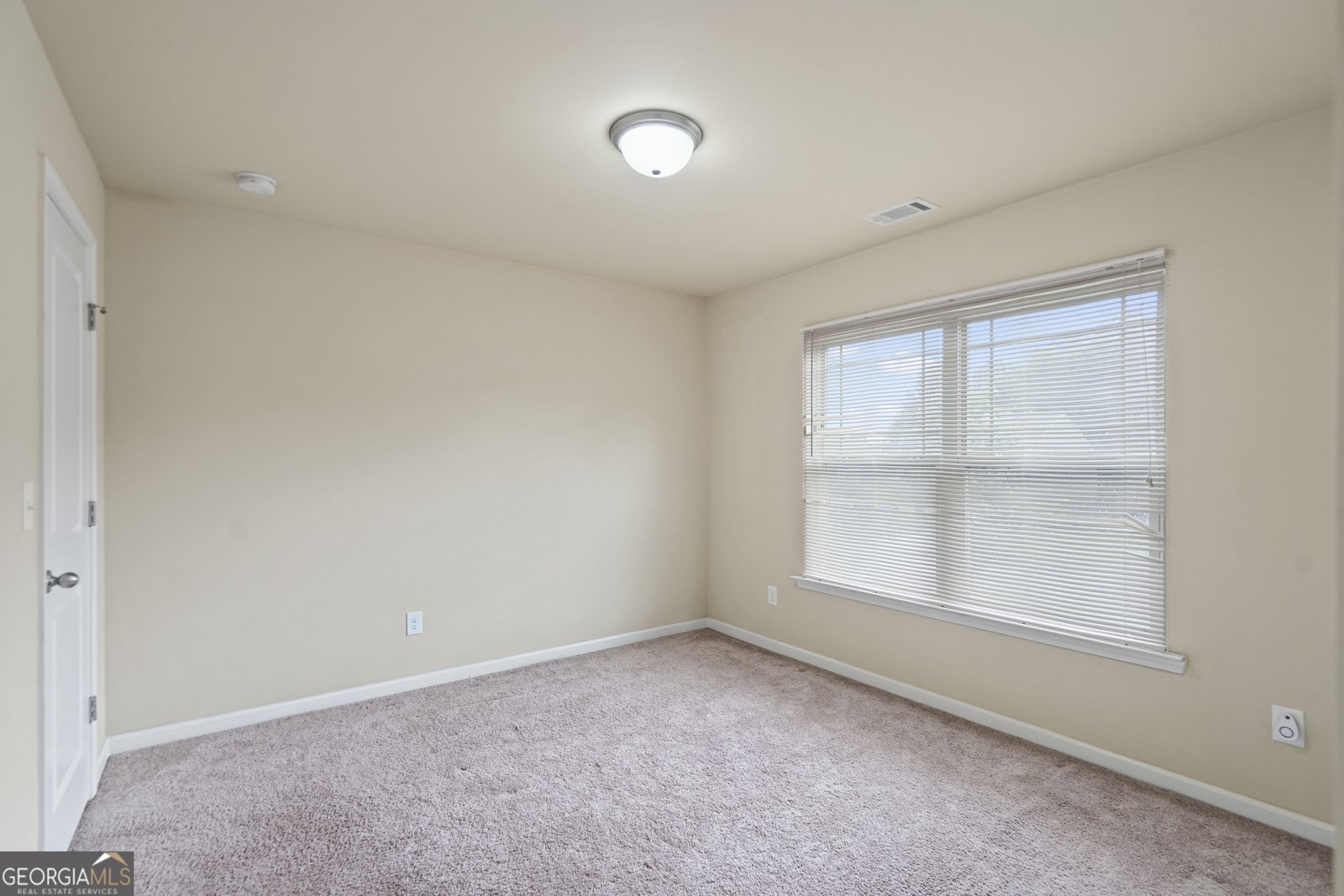 5037 Saphire Court Douglasville - Photo 30