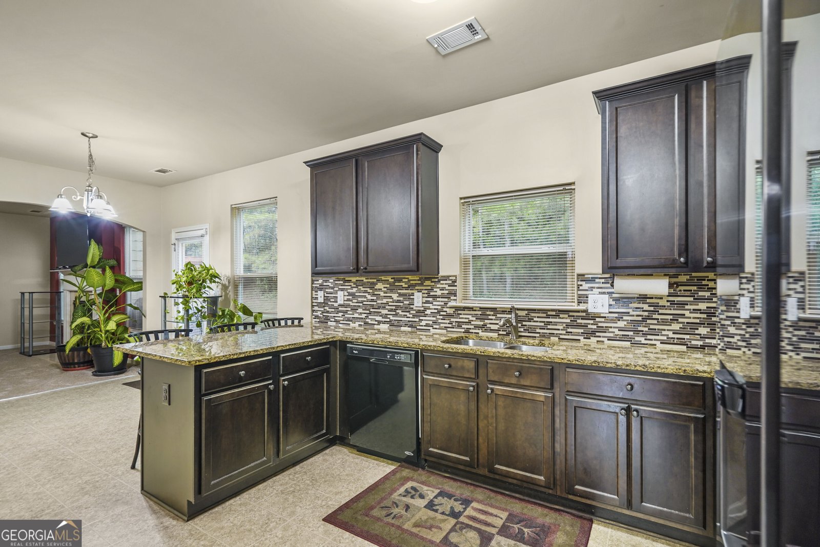 5037 Saphire Court Douglasville - Photo 9