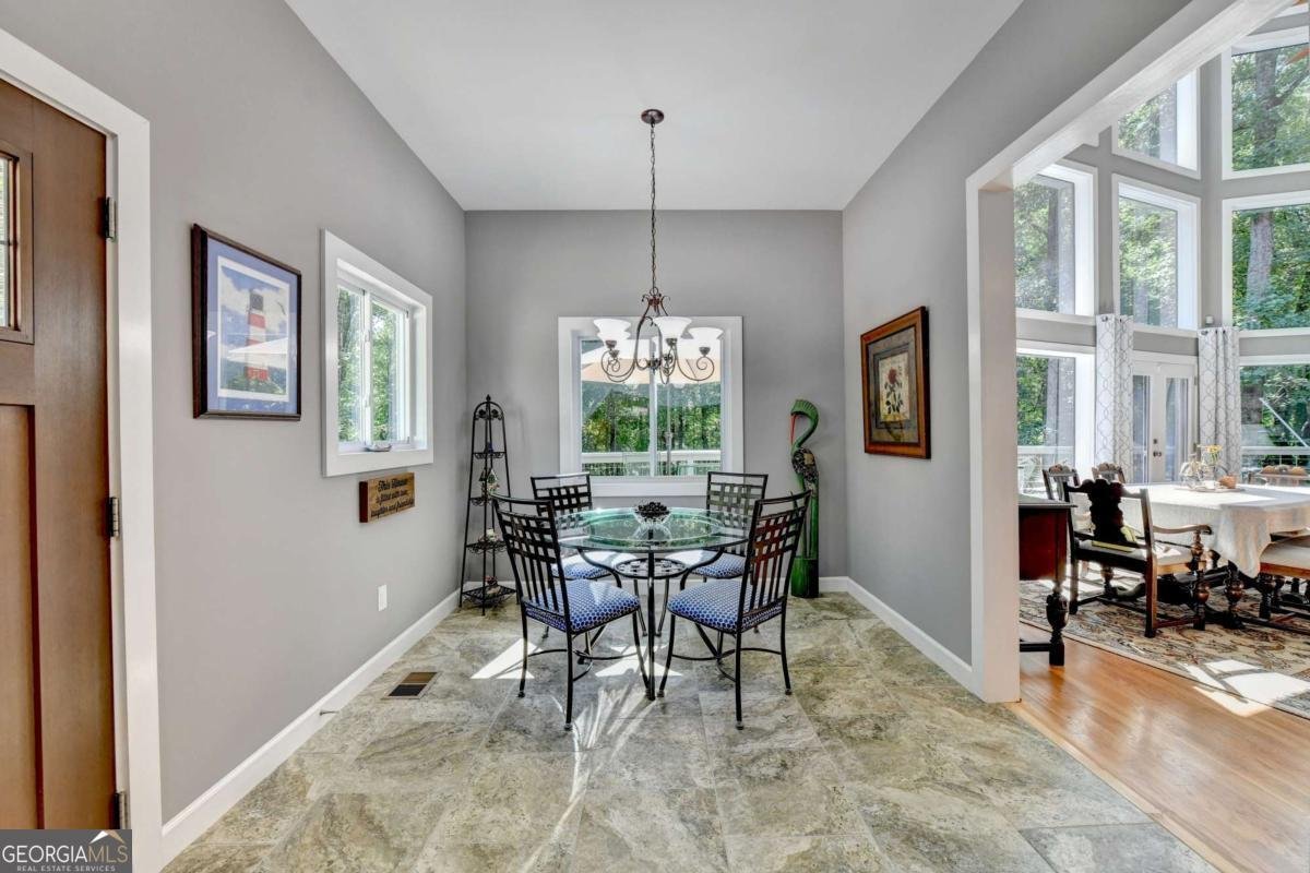 6173 Pine Circle Flowery Branch - Photo 13
