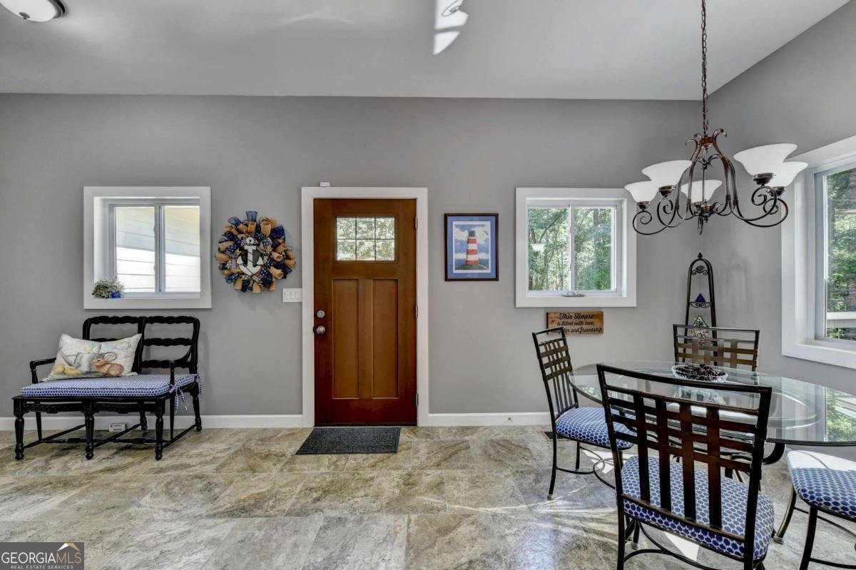 6173 Pine Circle Flowery Branch - Photo 14
