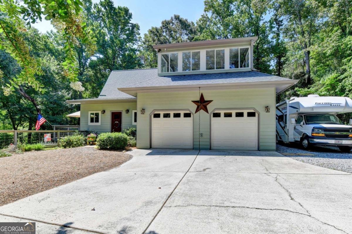 6173 Pine Circle Flowery Branch - Photo 9