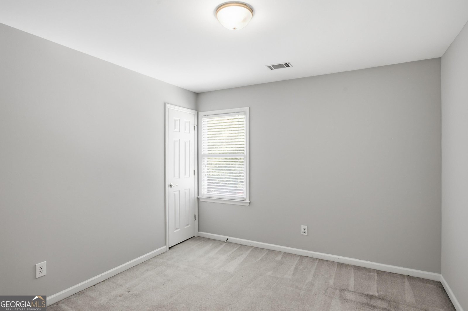 1365 Holly Bank Circle Atlanta - Photo 32