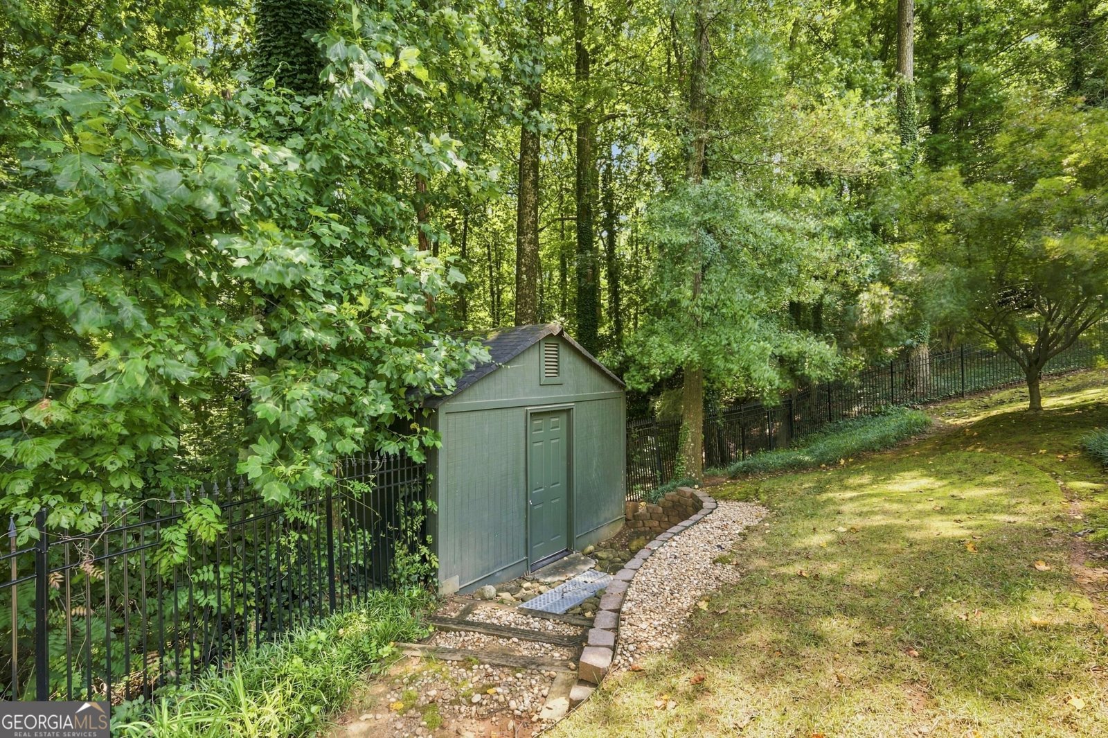 1365 Holly Bank Circle Atlanta - Photo 41