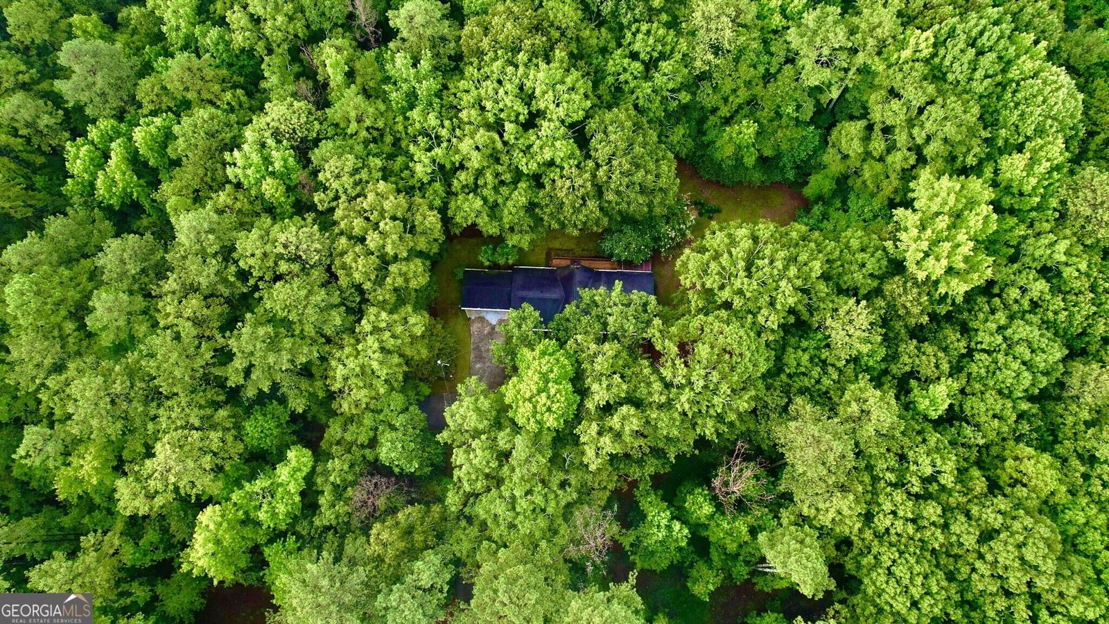320 Sherwood Road Fayetteville - main photo