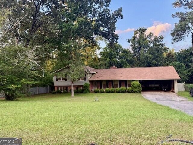 3827 Woodside Drive Macon - main photo