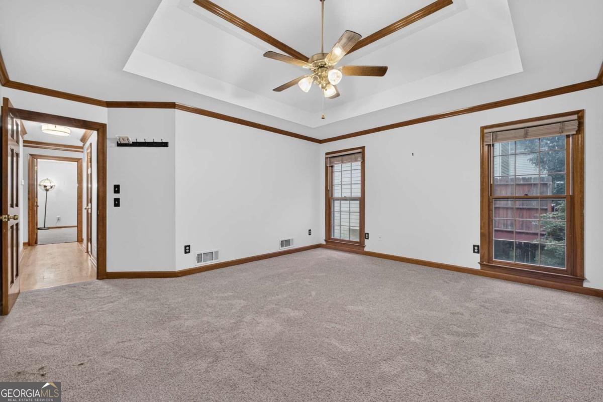 1105 Secret Cove Drive Sugar Hill - Photo 12