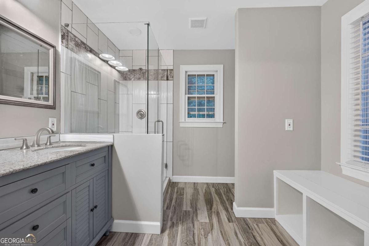 1105 Secret Cove Drive Sugar Hill - Photo 15