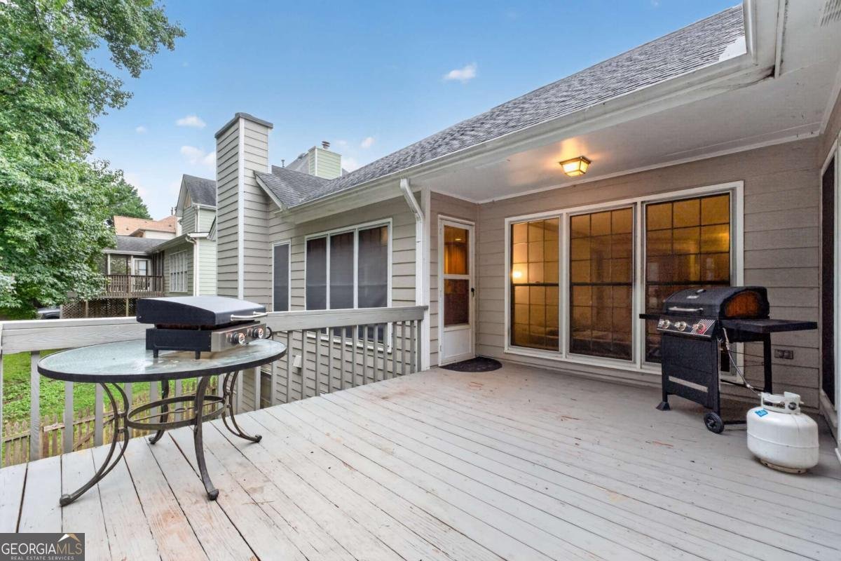 1105 Secret Cove Drive Sugar Hill - Photo 26
