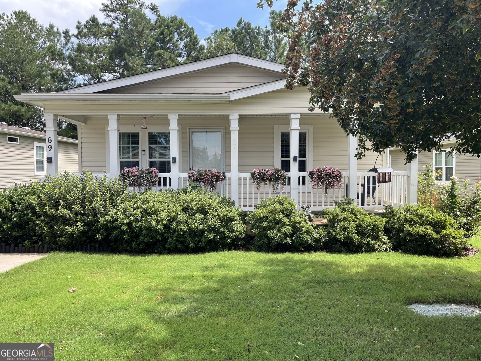 69 Beaver Run Road Newnan - main photo