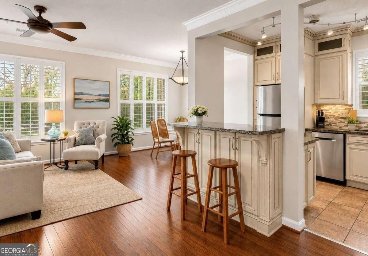 10 Perimeter Summit Boulevard Atlanta - main photo
