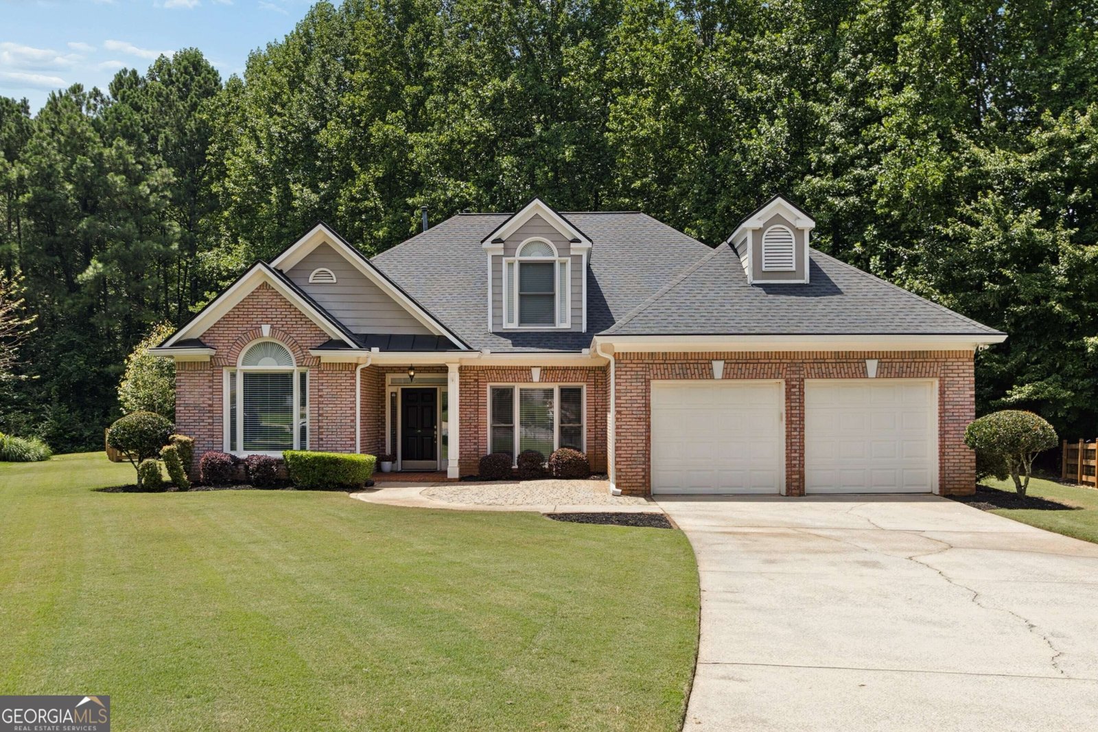 3850 Bridle Creek Drive Suwanee - main photo