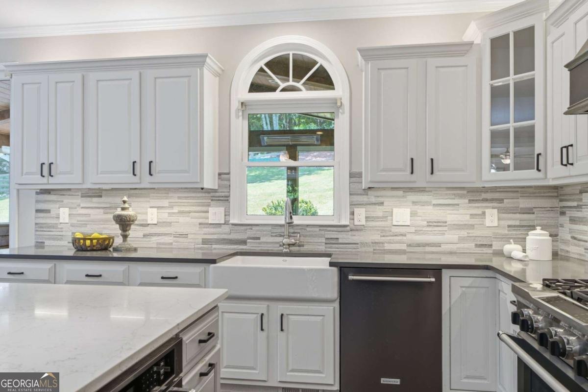 112 Grandcrest Drive Suwanee - Photo 13