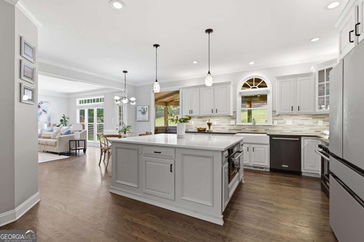 112 Grandcrest Drive Suwanee - Photo 17