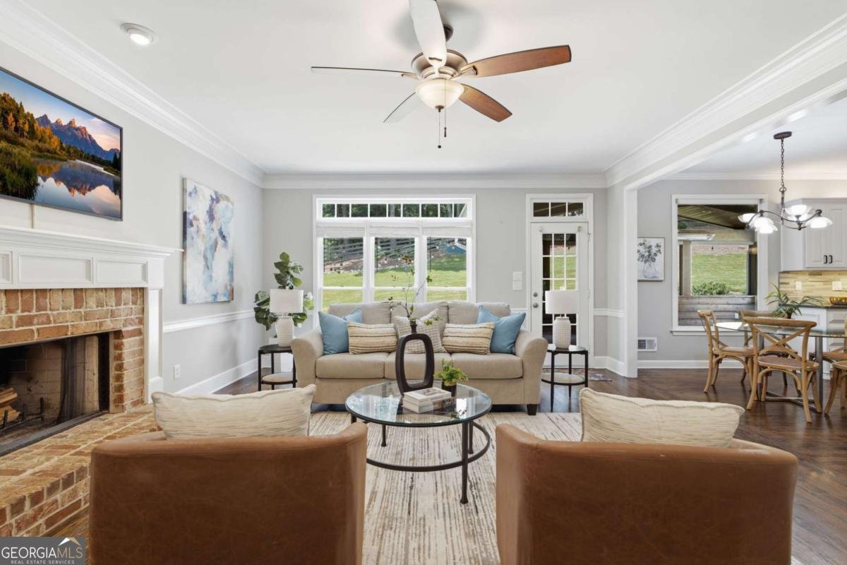 112 Grandcrest Drive Suwanee - Photo 8